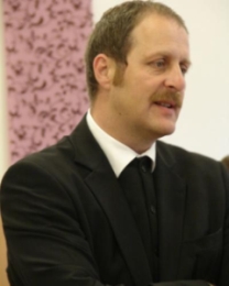 alt